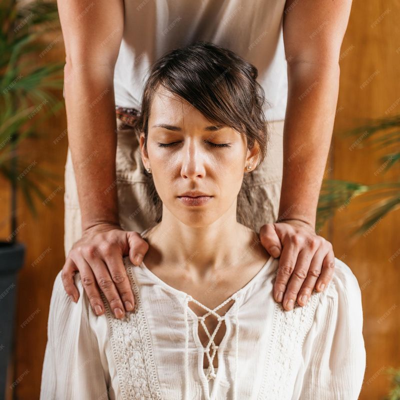 Untangling the Purpose and Benefits of Couples Massage